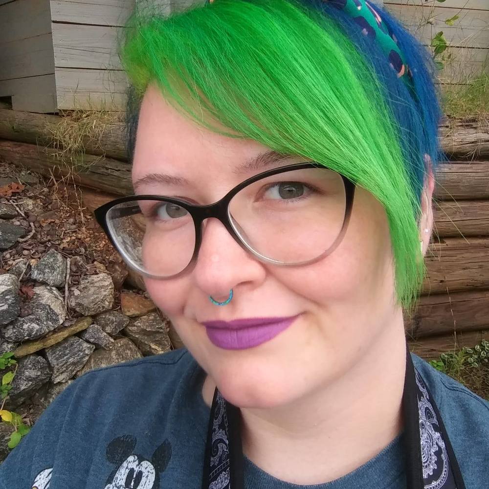 Meet your Posher, Amy